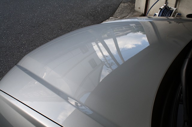 ベンツSLKにガラスコーティング(スタンダード)