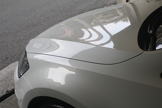 キューブに車検＆ガラスコーティング(プレミアム)