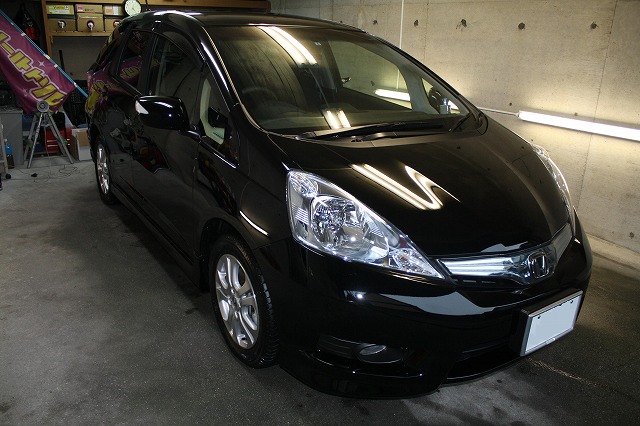 フィットシャトルにガラスコーティング(スタンダード)