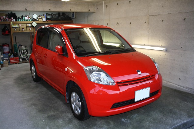 プリウスにガラスコーティング(プレミアム)