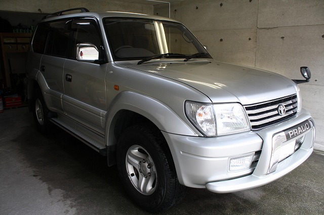 ランクルプラドにガラスコーティング(スタンダード)