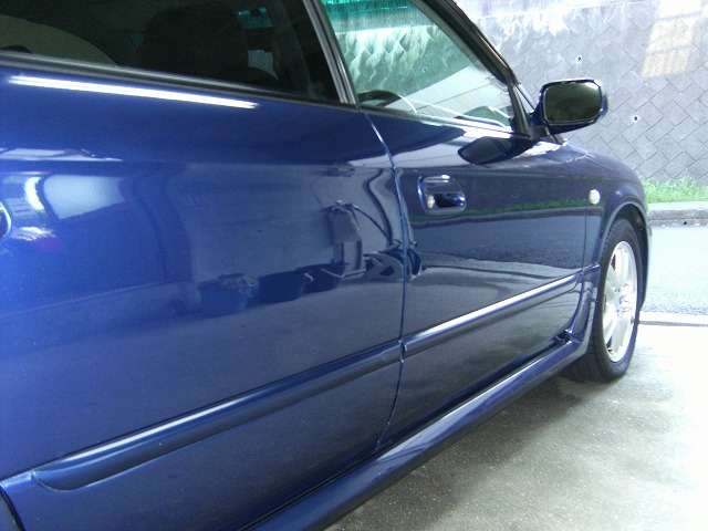 霊柩車にガラスコーティング(スタンダード)