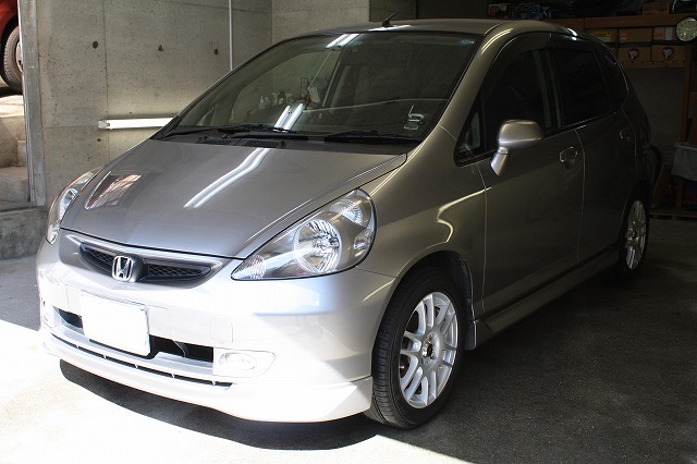 ベリーサにガラスコーティング(スタンダード)