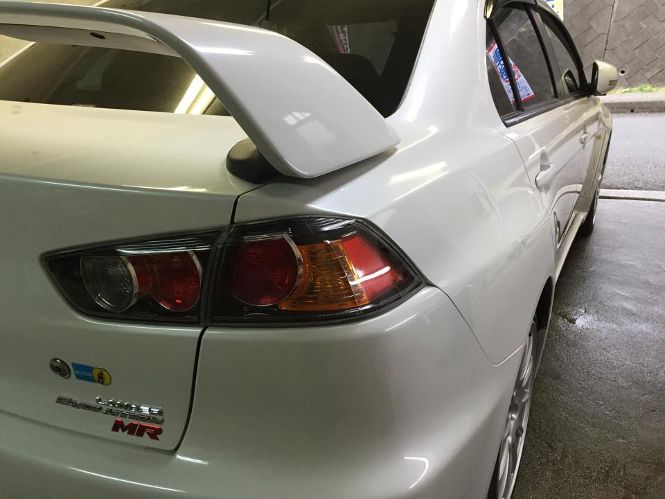 ランエボにガラスコーティング(スタンダード)＆水垢除去