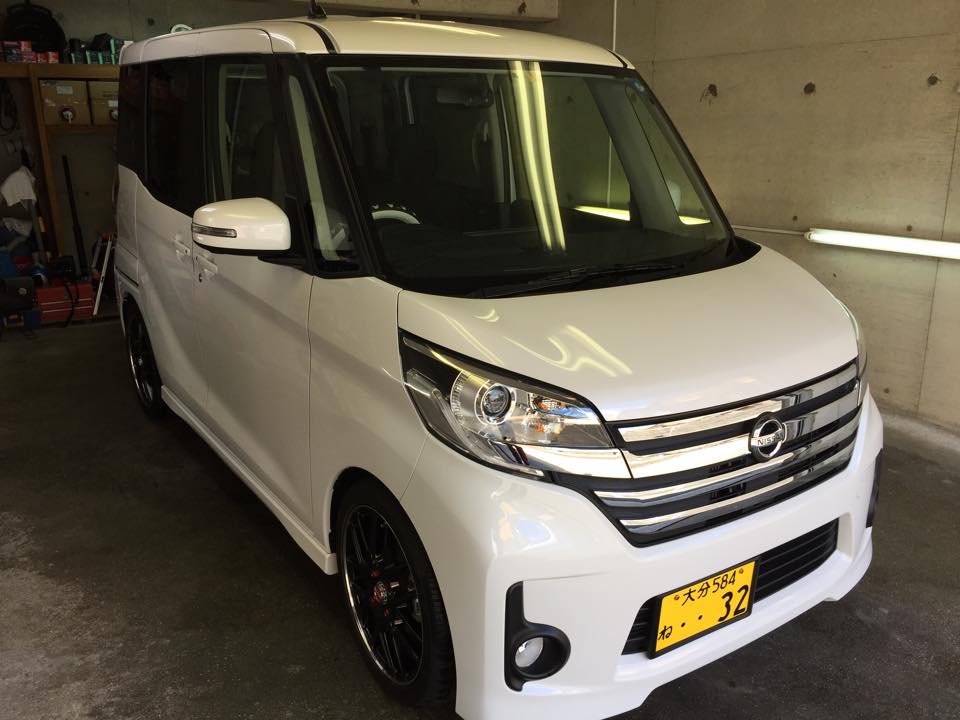 デイズルークスにガラスコーティング（プレミアム）＆ステッカーカスタム