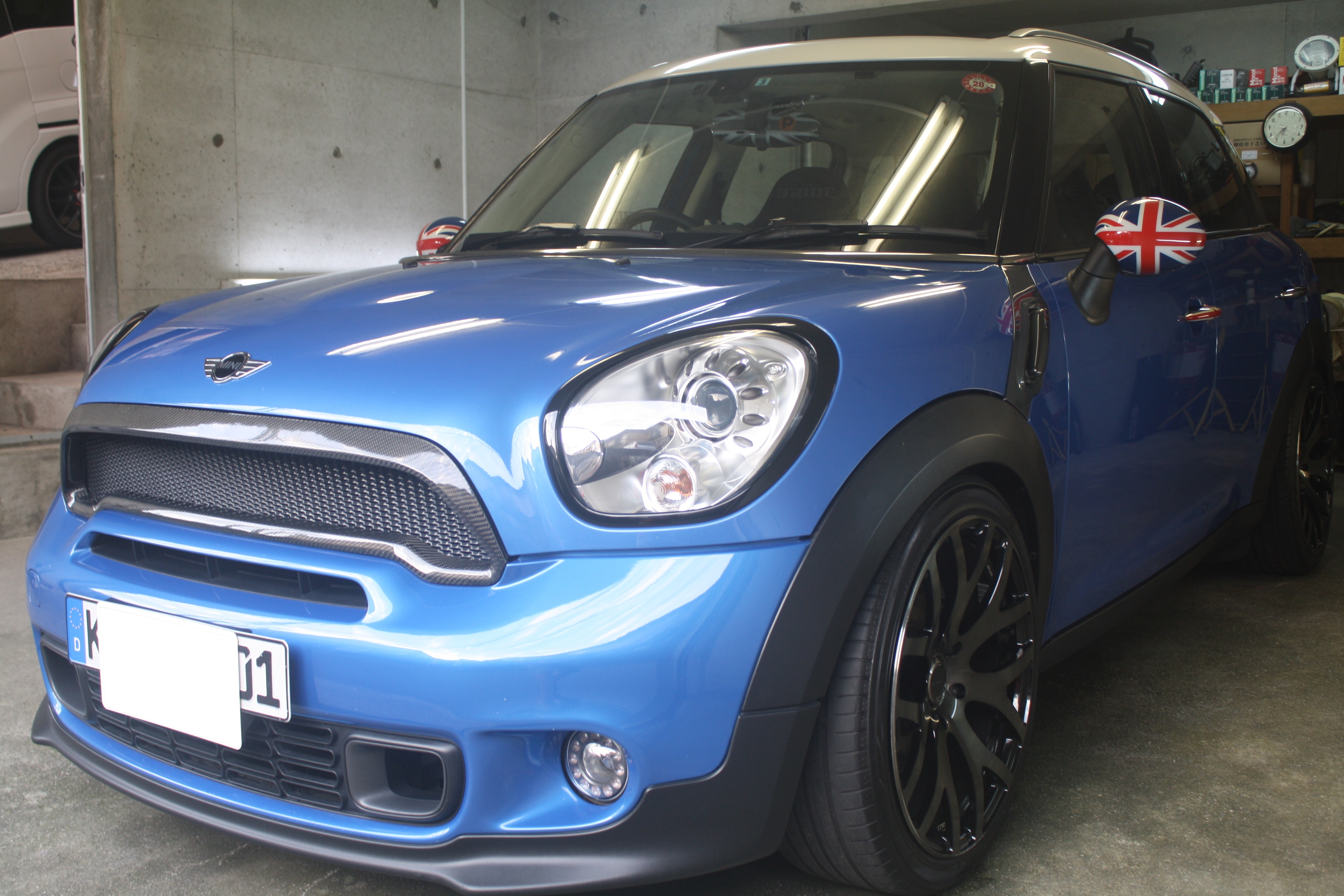 ミニクロスオーバーにガラスコーティングプレミアム