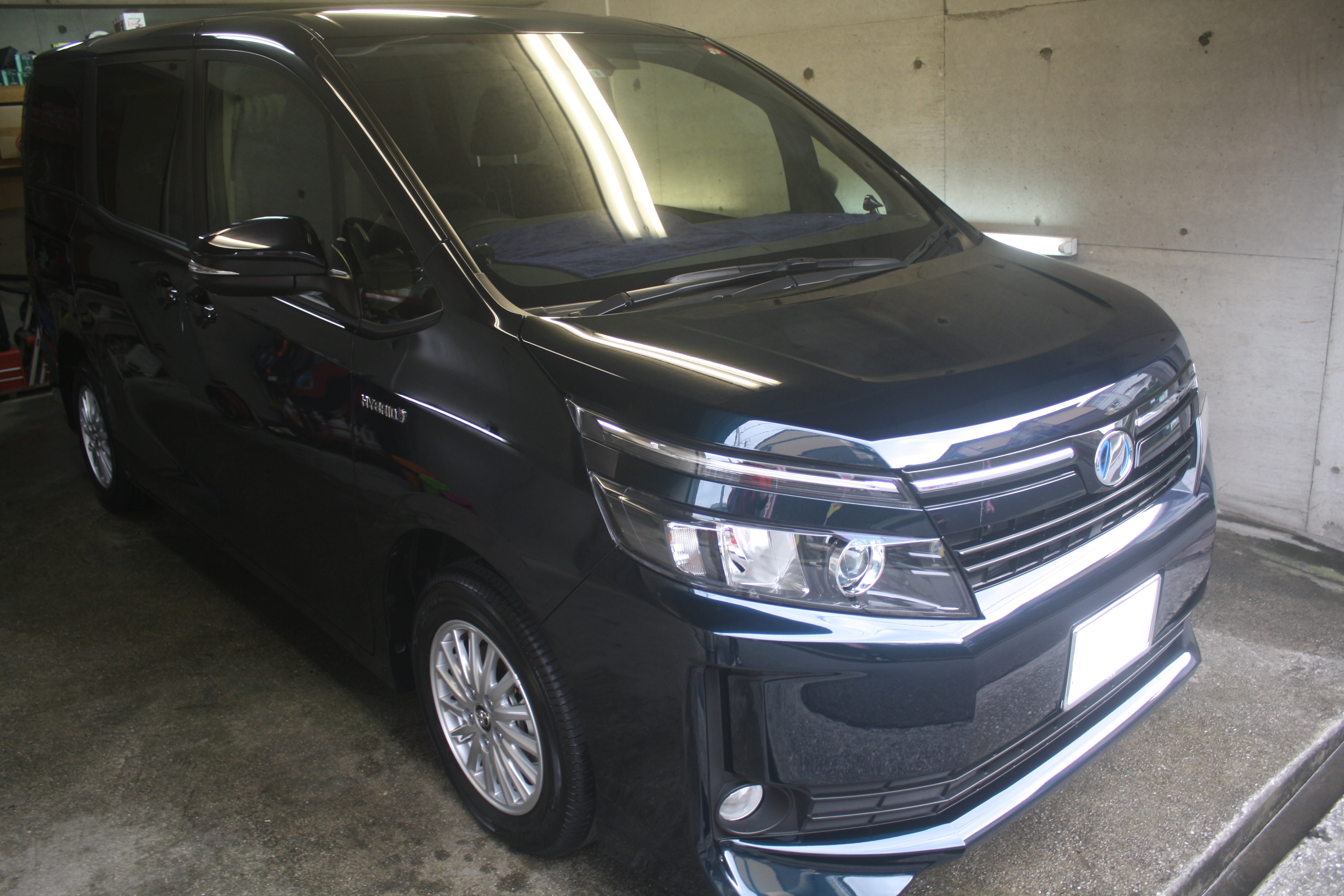 スカイラインにガラスコーティングスタンダード